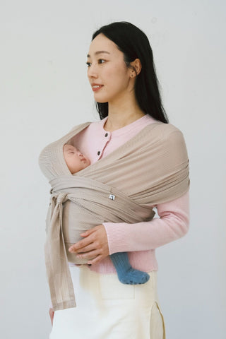 コニー抱っこ紐FLEX AirMesh™（サイズ調節可能 / ヘッドサポート付き）