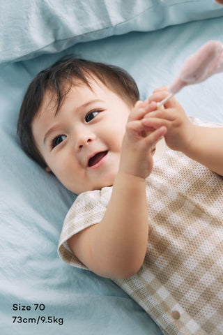 Newborn コットンメッシュボディスーツ