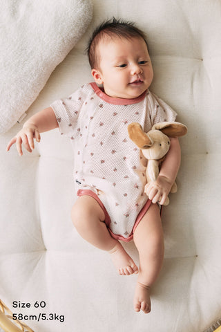 Newborn コットンメッシュボディスーツ